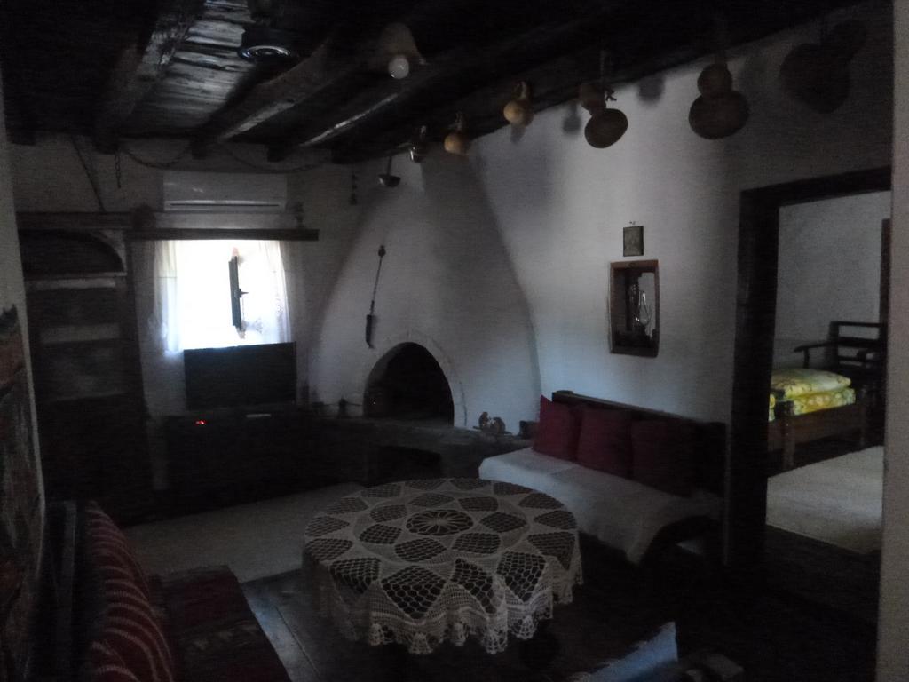 הוילה Kŭrpachevo Tanya'S House מראה חיצוני תמונה