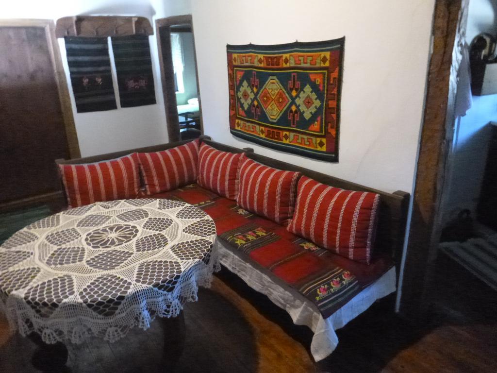 הוילה Kŭrpachevo Tanya'S House מראה חיצוני תמונה